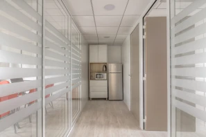 Bureau privé - 69008 - 3 postes - 680€