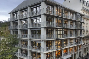 Bureau privé - 75018 - 52 postes - 39000€