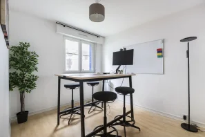 Espace indépendant - 75012 - 6 postes - 2200€