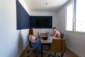 Bureau privé - 49100 - 4 postes - 340€