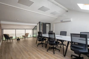 Bureau privé - 69003 - 8 postes - 2400€