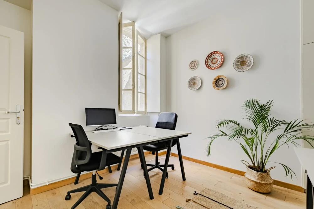 Bureau privé - 33000 - 4 postes - 960€
