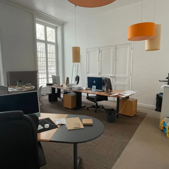 Bureau privé 32 m² 4 postes Location bureau Rue des Petits Champs Paris 75002 - photo 5