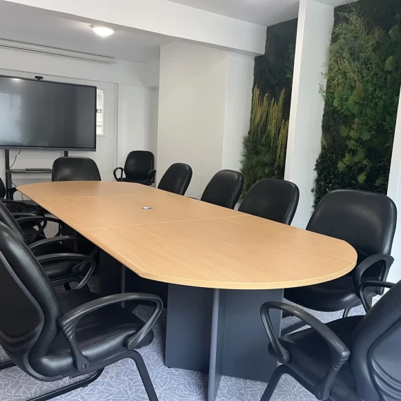 Bureau privé 26 m² 6 postes Location bureau Avenue Pierre Grenier Boulogne-Billancourt 92100 - photo 5