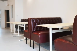 Open Space - 33150 - 20 postes - 187€