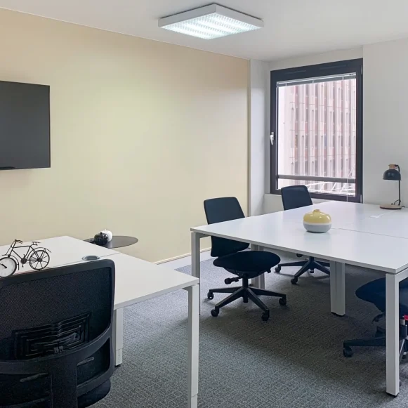 Bureau privé 20 m² 4 postes Coworking Quai Kléber Strasbourg 67000 - photo 7