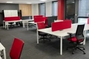Bureau privé - 69760 - 43 postes - 12000€