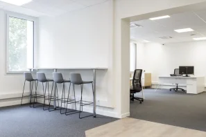 Bureau privé - 94220 - 5 postes - 1250€