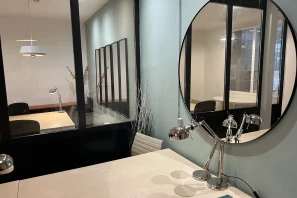 Bureau privé - 75011 - 3 postes - 1100€