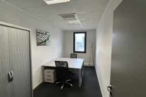 Bureau privé - 69007 - 2 postes - 650€