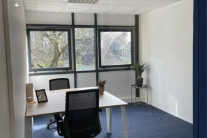 Bureau privé - 44300 - 2 postes - 650€