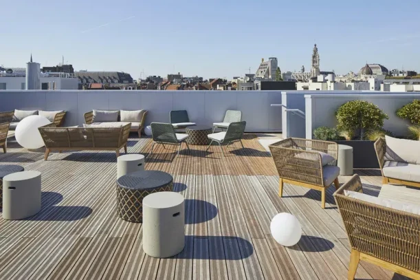 Bureau privé - 59800 - 19 postes - 7600€