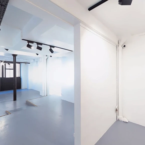 Bureau privé 196 m² 30 postes Coworking Rue Neuve Popincourt Paris 75011 - photo 1