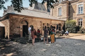 Open Space - 35000 - 5 postes - 350€