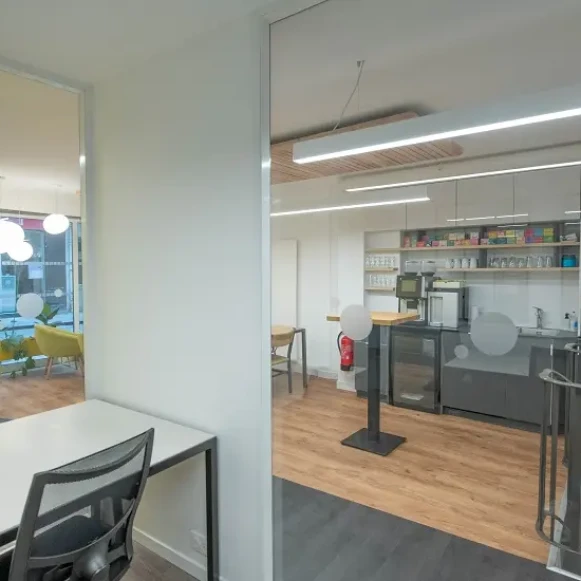 Bureau privé 11 m² 5 postes Location bureau Rue Greneta Paris 75002 - photo 3