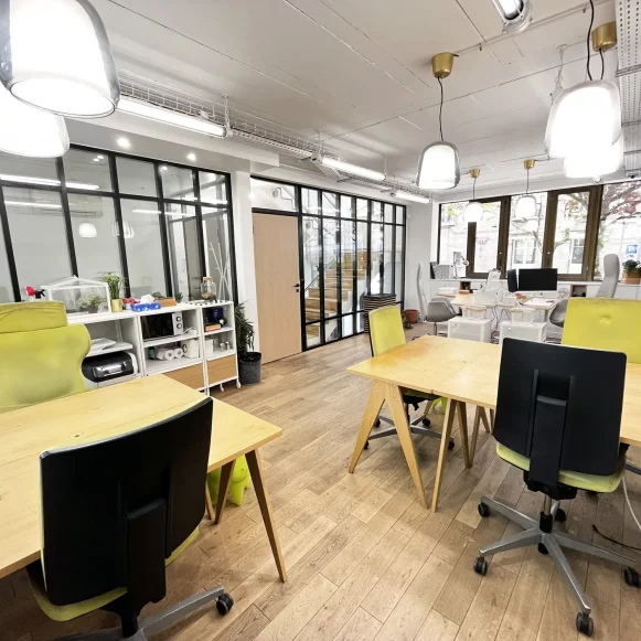Espace indépendant 35 m² 7 postes Location bureau Rue Massue Vincennes 94300 - photo 1