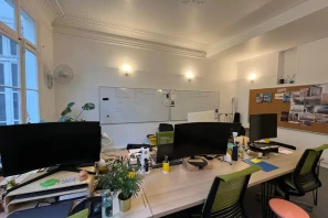 Bureau privé - 75009 - 8 postes - 2000€