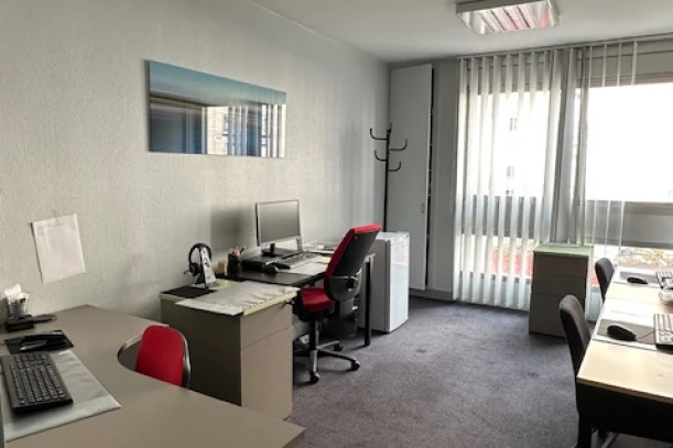 Espace indépendant - 94160 - 4 postes - 800€