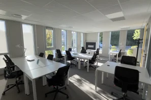 Bureau privé - 59650 - 4 postes - 1458€