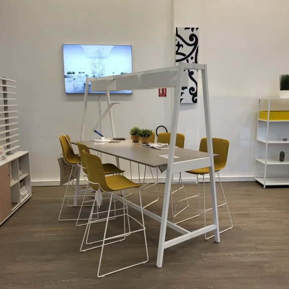 Open Space  16 postes Coworking Rue du Gros Caillou Les Clayes-sous-Bois 78340 - photo 3