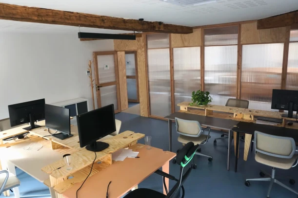 Bureau privé - 13006 - 10 postes - 2600€