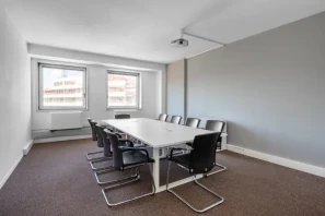 Bureau privé - 06200 - 20 postes - 9100€