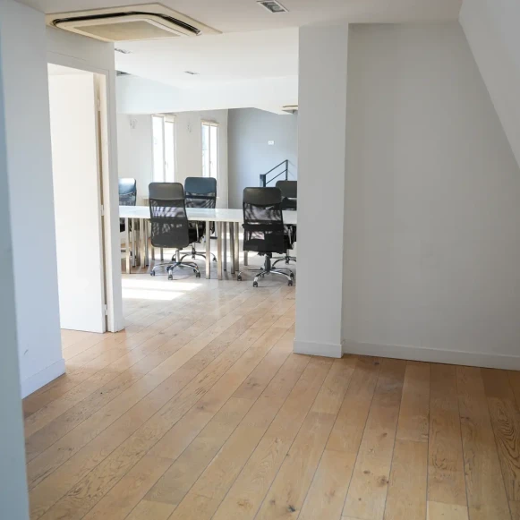 Espace indépendant 194 m² 30 postes Location bureau Rue du Faubourg Montmartre Paris 75009 - photo 6