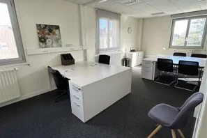 Bureau privé - 60000 - 4 postes - 1036€