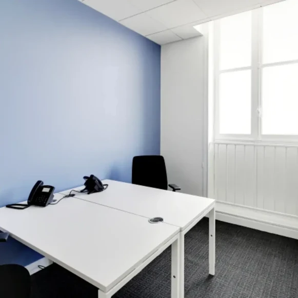 Bureau privé 102 m² 27 postes Coworking Rue de Dunkerque Paris 75010 - photo 2