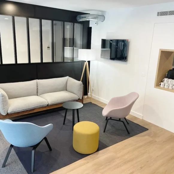 Bureau privé 12 m² 2 postes Coworking Rue de la Terrasse Paris 75017 - photo 5