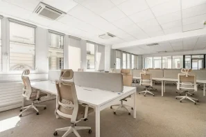 Espace indépendant - 75017 - 56 postes - 28560€
