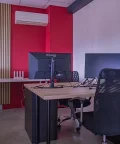 Bureau privé - 17000 - 2 postes - 600€