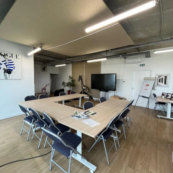 Espace indépendant 85 m² 15 postes Coworking Boulevard Jean Moulin Angers 49100 - photo 3