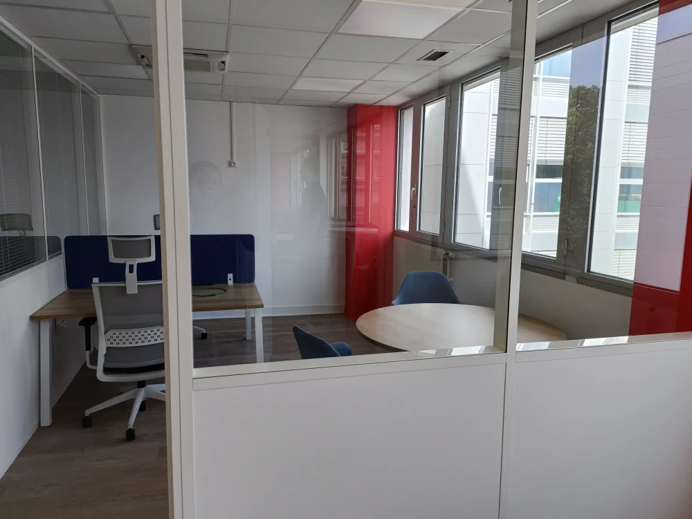 Bureau privé - 37000 - 4 postes - 650€