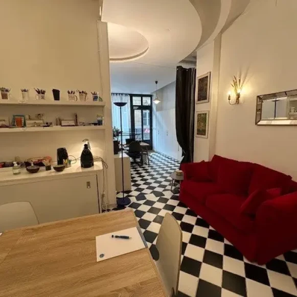 Bureau privé 28 m² 7 postes Location bureau Rue Théophile Roussel  -12E-Arrondissement Paris 75012 - photo 7