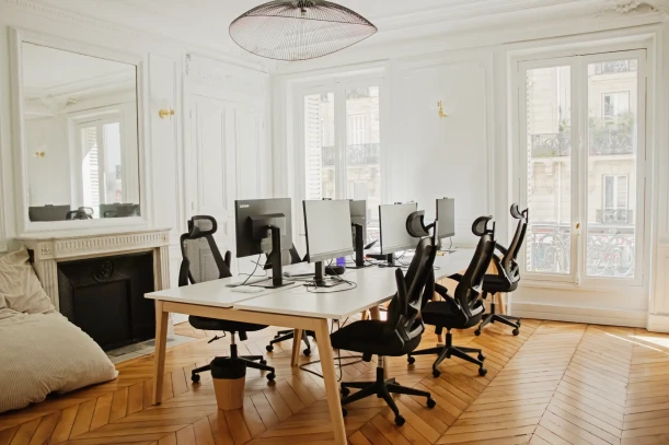 Espace indépendant - 75009 - 24 postes - 14000€