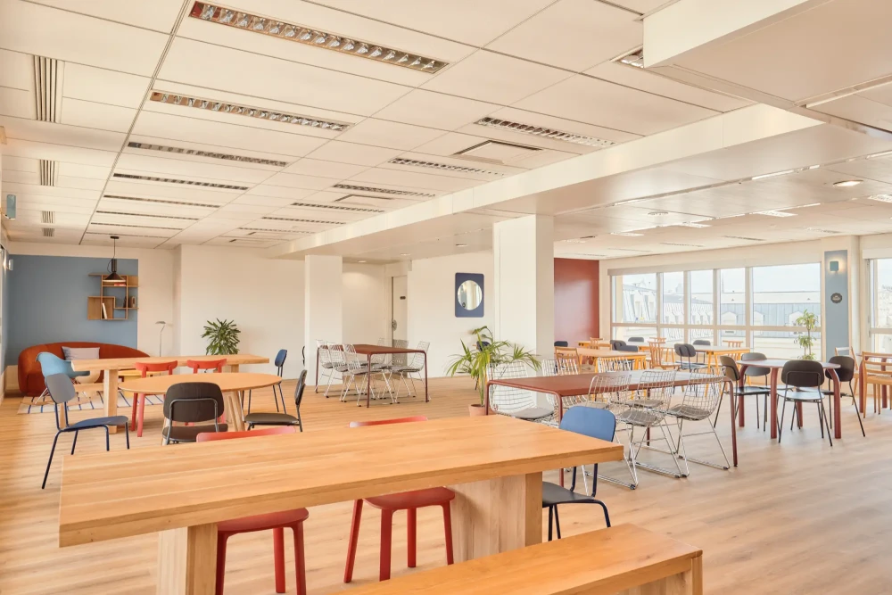 Espace indépendant - 75018 - 120 postes - 51600€