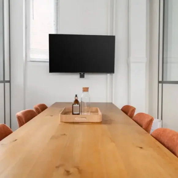 Espace indépendant 96 m² 12 postes Coworking Rue de Charonne Paris 75011 - photo 4