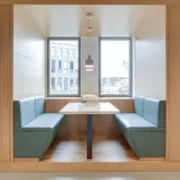 Bureau privé 4 m² 1 poste Coworking Avenue François Pignier Bourg-en-Bresse 01000 - photo 7