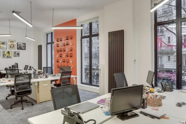 Espace indépendant - 75008 - 18 postes - 15000€