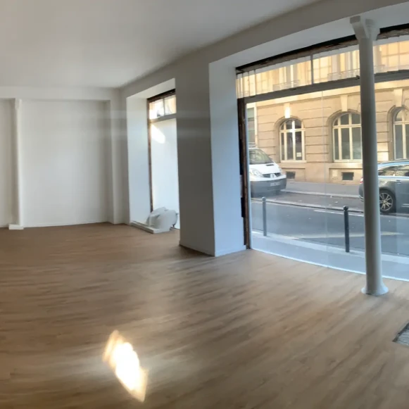 Espace indépendant 55 m² 15 postes Location bureau Rue Cassette Paris 75006 - photo 5