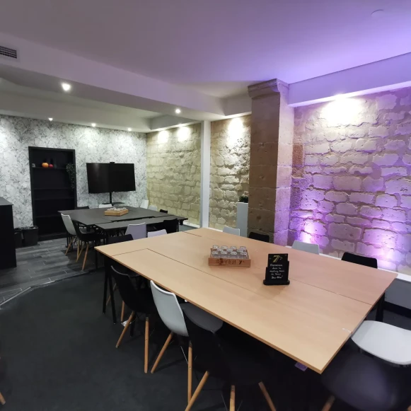 Bureau privé 12 m² 2 postes Location bureau Allée de Chartres Bordeaux 33000 - photo 10