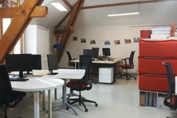 Bureau privé - 69002 - 10 postes - 2775€