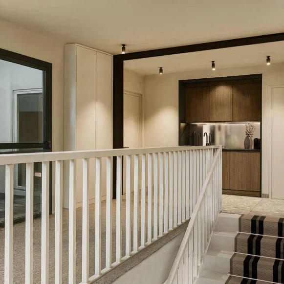 Espace indépendant 205 m² 42 postes Location bureau Rue Chateaubriand Paris 75008 - photo 9