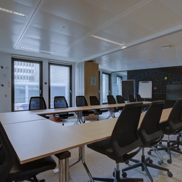 Bureau privé 27 m² 7 postes Coworking Rue des Cuirassiers Lyon 69003 - photo 5