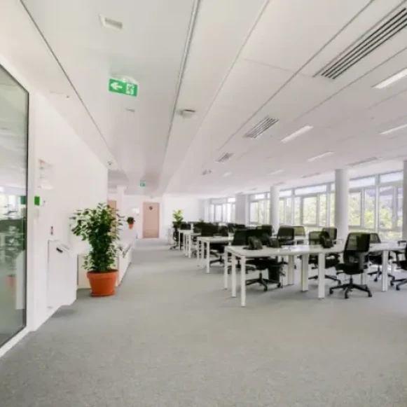 Bureau privé 24 m² 6 postes Coworking Route de la Reine Boulogne-Billancourt 92100 - photo 15