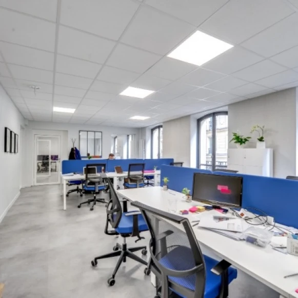 Espace indépendant 148 m² 24 postes Location bureau Rue d'Hauteville Paris 75010 - photo 8