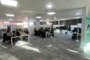 Bureau privé - 69800 - 55 postes - 13750€