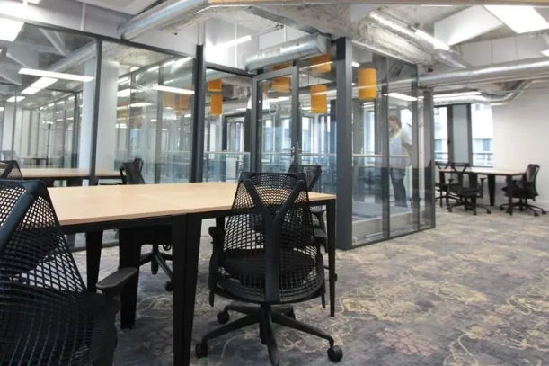 Bureau privé - 75011 - 6 postes - 6010€