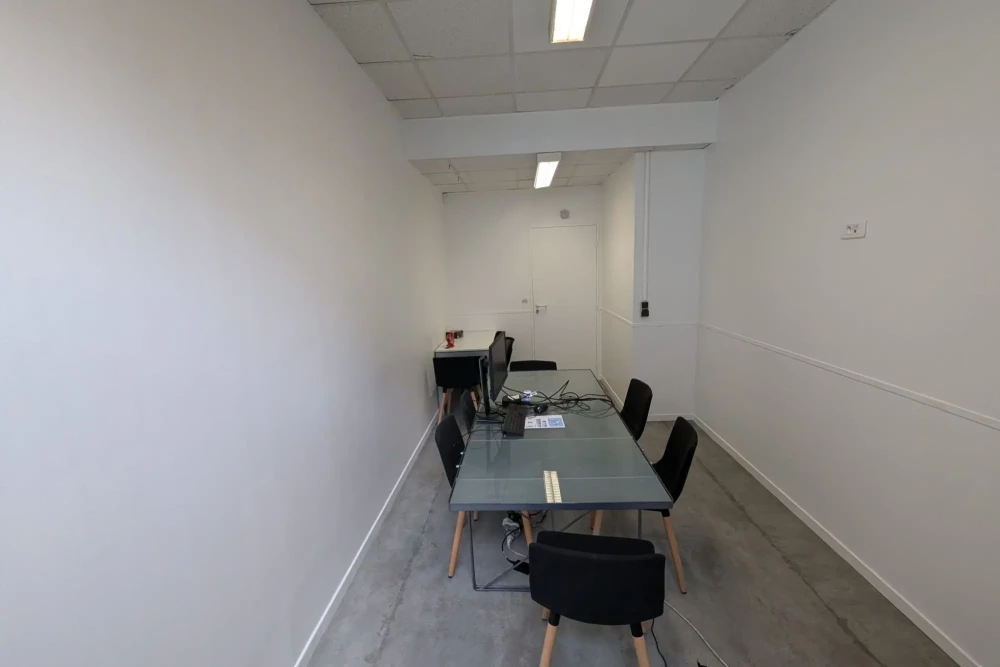 Bureau privé - 75019 - 6 postes - 2900€